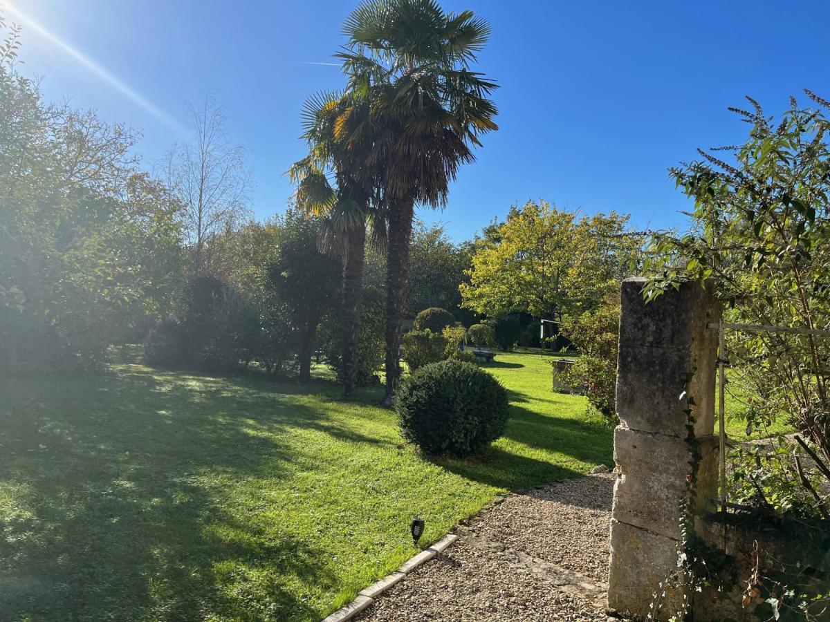 1854 Chassors Villa Luaran gambar